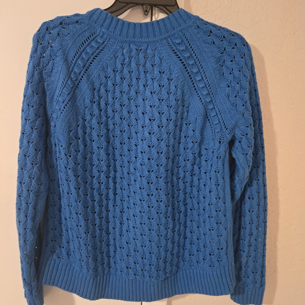 Sweater - Picture 5 of 6